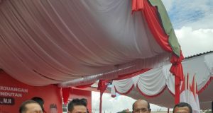 Oloan Paniaran Nababan,di lantik jadi Ketua DPC PDI Perjuangan Kab.Humbang Hasundutan