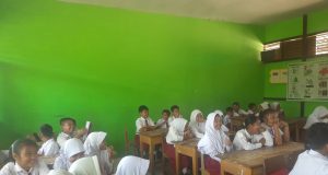 Polsek Muara Pawan Sosialisasi UU di SDN 08 Muara Pawan Ketapang Kalbar