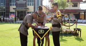 Kapolres Pimpin Upacara Sertijab Pejabat Polres Batang