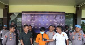 Satreskrim Polres Batang Tangkap Pengedar Ribuan Butir Pil Hexymer