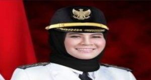 Nina Lebih Fokus Urus Rakyat Indramayu Ketimbang Ngurus Lucky Hakim Mundur