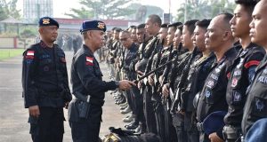 Dansatbrimob Pimpin Apel Kesiapsiagaan Dan Cek Perfomance Personel Satbrimob Polda Kalbar