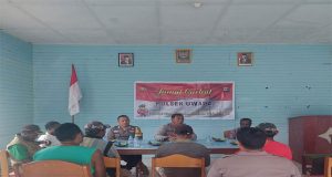 Jumat Curhat Kapolsek Uwapa Himbau Warga Agar Tetap Jaga Kamtibmas