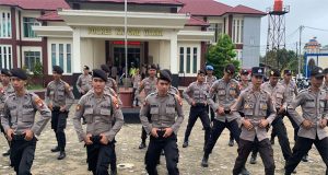 Polres Kayong Utara Laksanakan Latihan Dalmas Awal Rutin