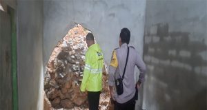 Akibat Curah Hujan Yang Tinggi, Telah Terjadi Peristiwa Tanah Longsor yang Mengenai Rumah Warga