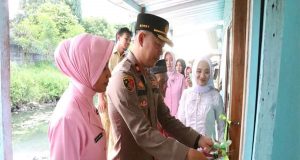 Sepasang Lansia di Desa Kauman Dibangunkan Rumah, Polres Jepara Bersama Beberapa Relawan dan Donatur