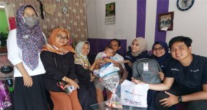 PT Timah Tbk Bersama Relawan Bakti BUMN Berikan Makanan Tambahan Dan Edukasi Tentang Stunting Di Belitung Timur