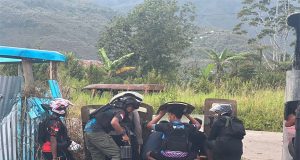 Polisi Tangani Kasus Pemalangan, Pengrusakan kendaraan dan penjarahan kios milik warga di Jalan Trans Nabire-Enarotali