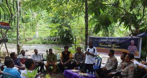 Sambang Jumat Curhat Polres Yapen, Masyarakat Kampung Yapan Minta Perhatikan Jalan Dan Tempat Wisata