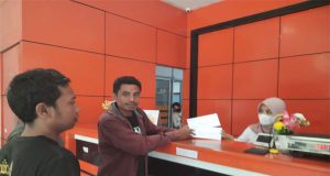 Belasan Wartawan Lotim Somasi Dua Sekdes Penghina Profesi