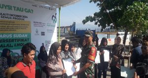 Babinsa Koramil 422/03 Pesisir Tengah Melaksanakan Kegiatan Sosialisasi Mandatory Halal Oleh Kemenag Pesibar