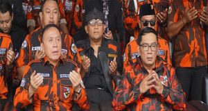 Apel Siaga Koti Mahatidana MPW Pemuda Pancasila Jawa Barat di Depan Gedung Sate