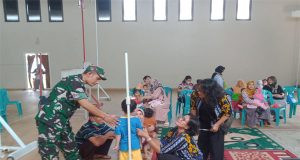 Babinsa Sertu Muhammad Junedi, Pendampingan Posyandu Balita di Desa Kelet
