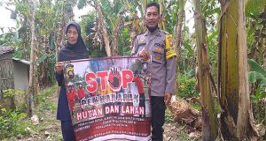 Bhabinkamtibmas Kelurahan Seapuk Kecil Himbau Warga Tidak Membakar Hutan dan Lahan