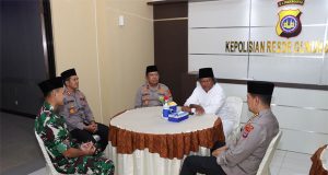 Gus Muafiq Berikan Kajian Kebangsaan Dalam Safari Ramadhan di Masjid Promoter Baiturahman Polres Gunungkidul