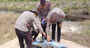 Ditsamapta Polda Kalbar Gunakan Drone Lakukan pemetaan Lahan Karhutla Di Rasau Jaya