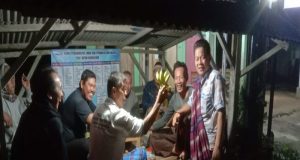 Tak Kenal Lelah Peratin Negeri Ratu Ngambur Dampingi Warga Gencar Ronda Malam