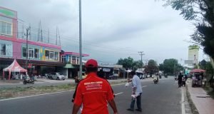 Berkah Rahmadhan, Forum Wartawan Online Belitung Timur Berbagi Takjil