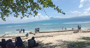 Situasi Terkini Pantai Labuhan Jukung Pada Libur Lebaran Tahun 2023 H+4 Semakin Banyak Pengunjung