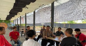 Acara Jum’at Curhat Masyarakat dengan Polsek Singkawang Barat Polres Singkawang