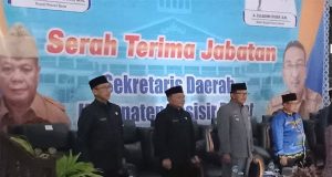 Serah Terima Jabatan Sekda Pesibar Di Pimpin Langsung Bupati Pesisir Barat Tahun 2023