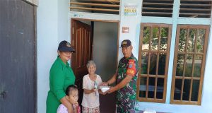 Berbagi Takjil Di Bulan Suci Ramadhan: Koramil 1206-07/Empanang Bersama Persit Jelang Berbuka Puasa