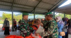 Kodim 1202/Singkawang Bekerja Sama Dengan BULOG Adakan Bazar Murah