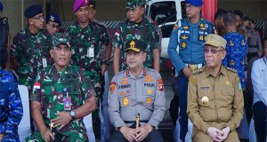 Gubernur dan Kapolda Kalbar Pimpin Apel Gelar Pasukan Operasi Ketupat Kapuas 2023