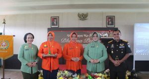 Danrem 121/Abw Hadiri Puncak HUT Dharma Pertiwi ke 59 Di Kodim 1202/Skw