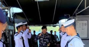 Tiga Unsur KRI KOARMADA II Satgas Trisila Sandar di Dermaga Bitung