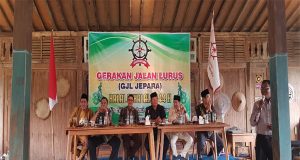 Dengan Rasa semangat Jamaludin Malik BaCaleg DPR RI Partai Golkar Menghadiri Halal Bihalal GJL Jepara