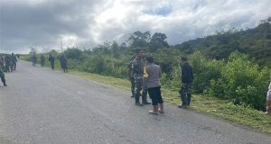 Polsek Mapia dan Koramil Mapia Melakukan Korvei Bersama Di Mapolsek Mapia