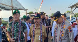 Kapolsek Mapia Hadiri Undangan Syukuran Dan Pemberkatan Lokasi Baru SMP Negeri 1 Mapia