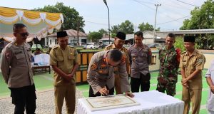 AKBP Arif Kurniatan, SIK, MM Resmikan Musholla AL A’LAA Mapolsek Gantung