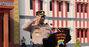 606 Personel Polresta Pati di Sebar di 1.490 RW