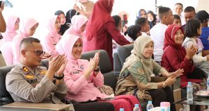 Hadiri Pelepasan Murid TK Kemala Bhayangkari 05 Manggar, Ini Pesan Kapolres Beltim