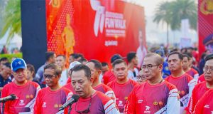 Fun Walk dengan Lintas Elemen, Kapolri Gaungkan Jaga Persatuan-Kesatuan Bangsa