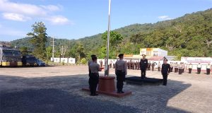 Wakapolres Kayong Utara Kompol Adi Nugroho,S.H pimpin upacara hari Lahir Pancasila,1 Juni 2023