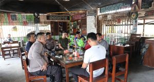 Wakapolres Beltim Pimpin Jumat Curhat Di Warkop KEK 1001