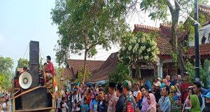 Kegiatan Seni dan Budaya di Batang: Melestarikan Kearifan Lokal Melalui Barongan