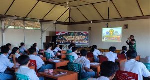 Satgas TMMD ke-177 Kodim 1202/Skw, Gelorakan Wawasan Kebangsaan dan Bela Negara