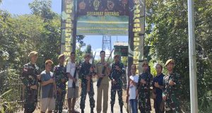 Penyerahan Belasan Pucuk Senjata Api Rakitan dan Amunisi Diserahkan Warga Kampung Noha Tivab ke Satgas Pamtas RI-Malaysia Yonarmed 5/Pancagiri Pos Long Apari