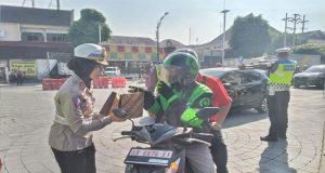 Ultramen Jadi pusat Perhatian Dalam Operasi Patuh Progo 2023 di Tugu Jogja