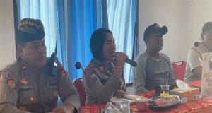 Kapolres Jembrana Laksanakan “Menyame Braya” di Kegiatan Jum’at Curhat Bersama Toga, Tomas, dan Lembaga Masyarakat Desa Yeh Kuning