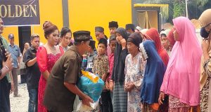 Grand Opening One King Golden Berikan Santunan Anak Yatim dan Kaum Dhuafa