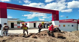 Upah Tidak Dibayar, Buruh Blokir Akses Kantor PT. Adhi Karya