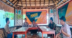 Jum’at Curhat Polres Pesisir Barat Bersama Pedagang Pasar