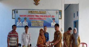 Pemerintah Pekon Suka Marga Kecamatan Pulau Pisang Bagikan Dana Bantuan BLT DD Extrim Tahap II Tahun 2023