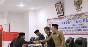 Bupati Humbahas Sampaikan Nota Pengantar Keuangan Ranperda Tentang P. APBD T.A. 2023 dan Pajak Daerah & Retribusi Daerah