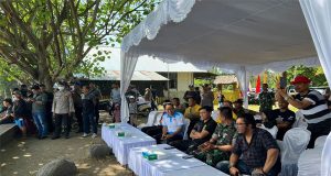 Jelang Peringatan HUT – Rl Ke 78 dan HUT – Kota Negara Ke 128 Kapolres Jembrana Hadiri Lomba Sampan Tradisional
